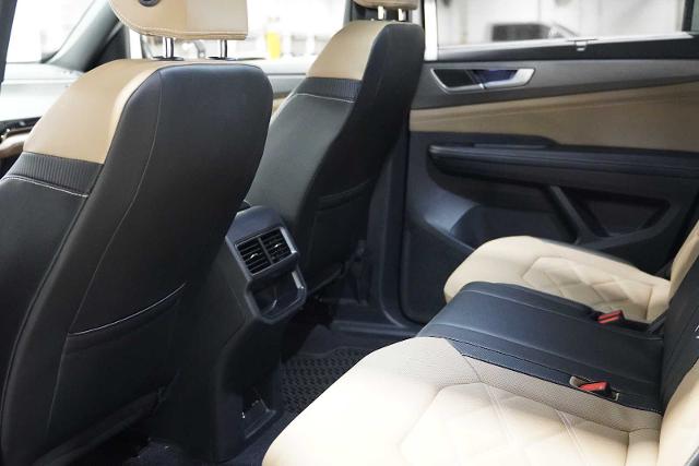 2024 Volkswagen Atlas Cross Sport Vehicle Photo in GRAPEVINE, TX 76051