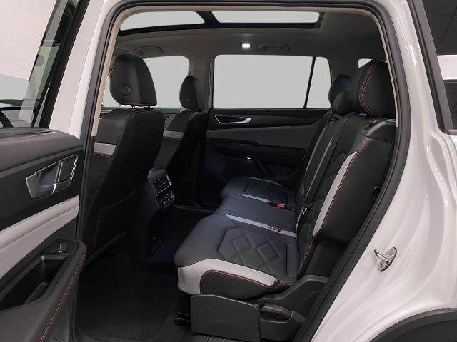 2025 Volkswagen Atlas Vehicle Photo in Appleton, WI 54913