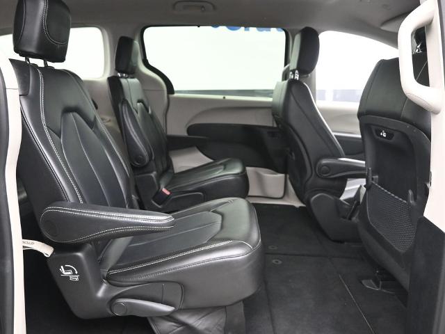2023 Chrysler Pacifica Vehicle Photo in Cedar Rapids, IA 52402
