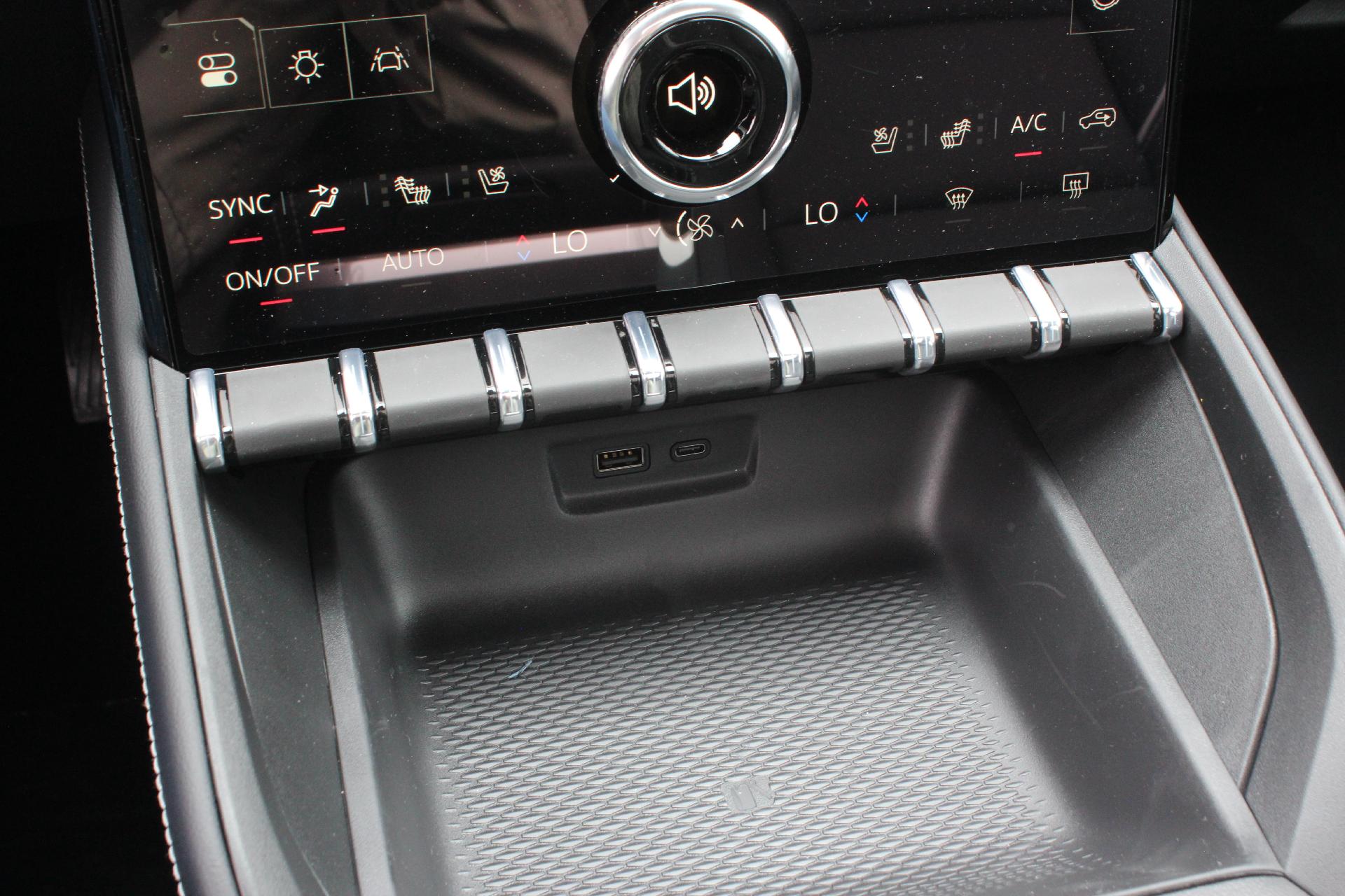 2026 GMC Terrain Vehicle Photo in AURORA, CO 80012-4011