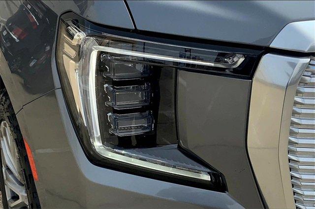 2021 GMC Yukon Vehicle Photo in TOPEKA, KS 66609-0000