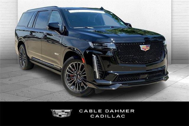 2024 Cadillac Escalade ESV Vehicle Photo in KANSAS CITY, MO 64114-4545