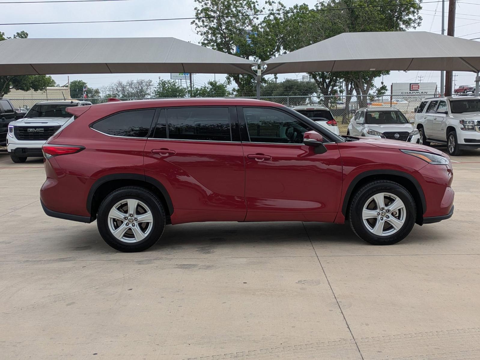 2021 Toyota Highlander Vehicle Photo in SELMA, TX 78154-1460