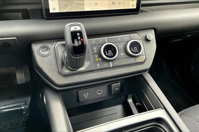 2024 Land Rover Defender Vehicle Photo in San Antonio, TX 78230