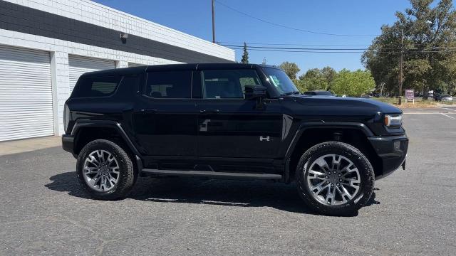 2025 GMC HUMMER EV SUV Vehicle Photo in TURLOCK, CA 95380-4918