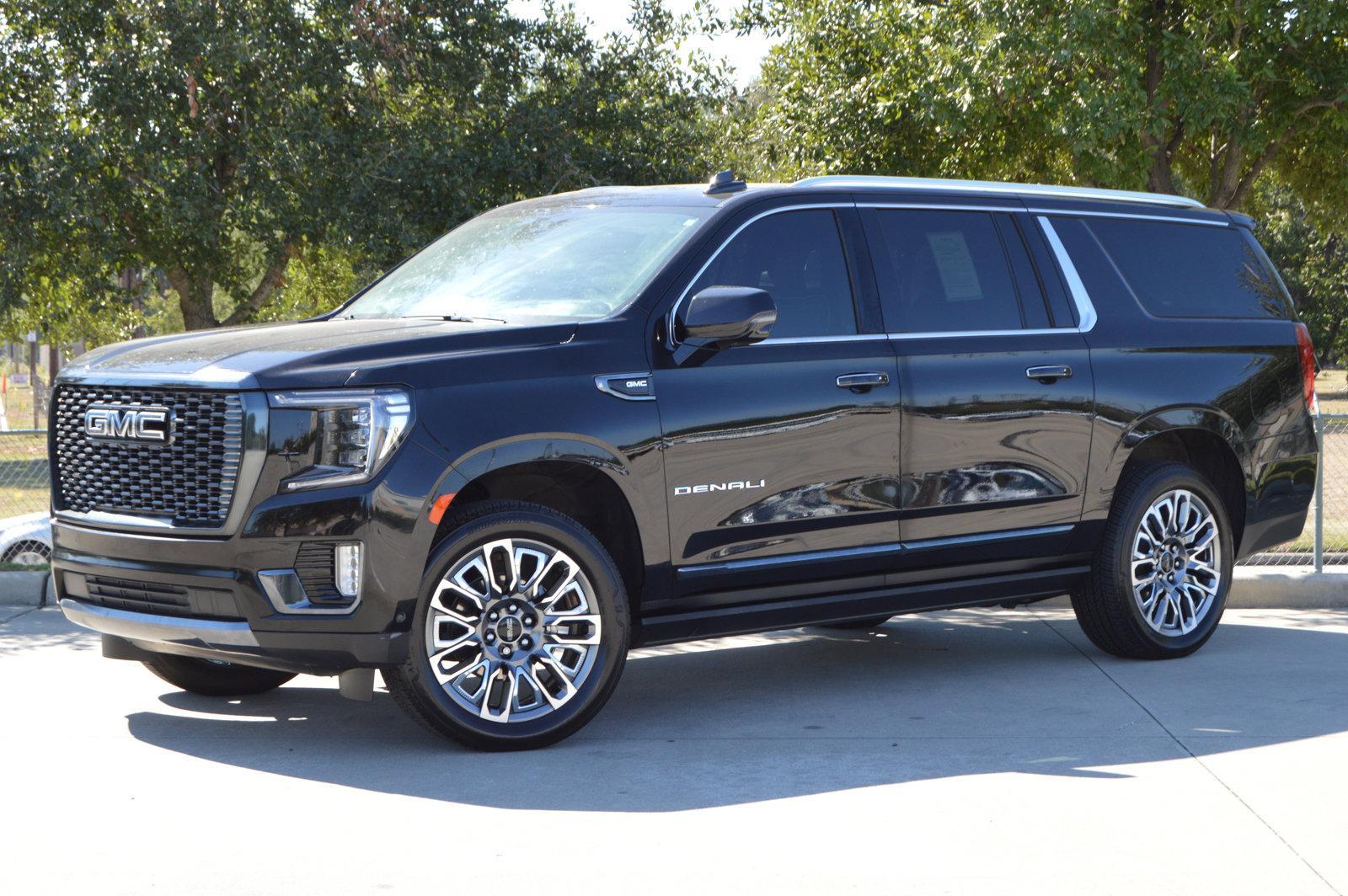 2023 GMC Yukon XL Vehicle Photo in Houston, TX 77090