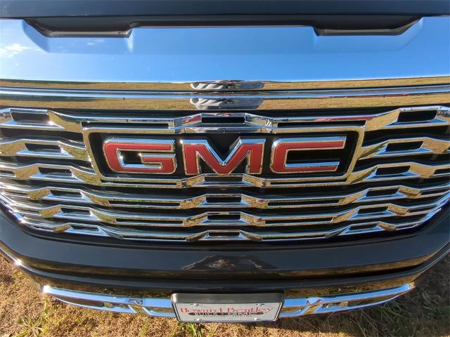 2022 GMC Sierra 1500 Vehicle Photo in ALBERTVILLE, AL 35950-0246