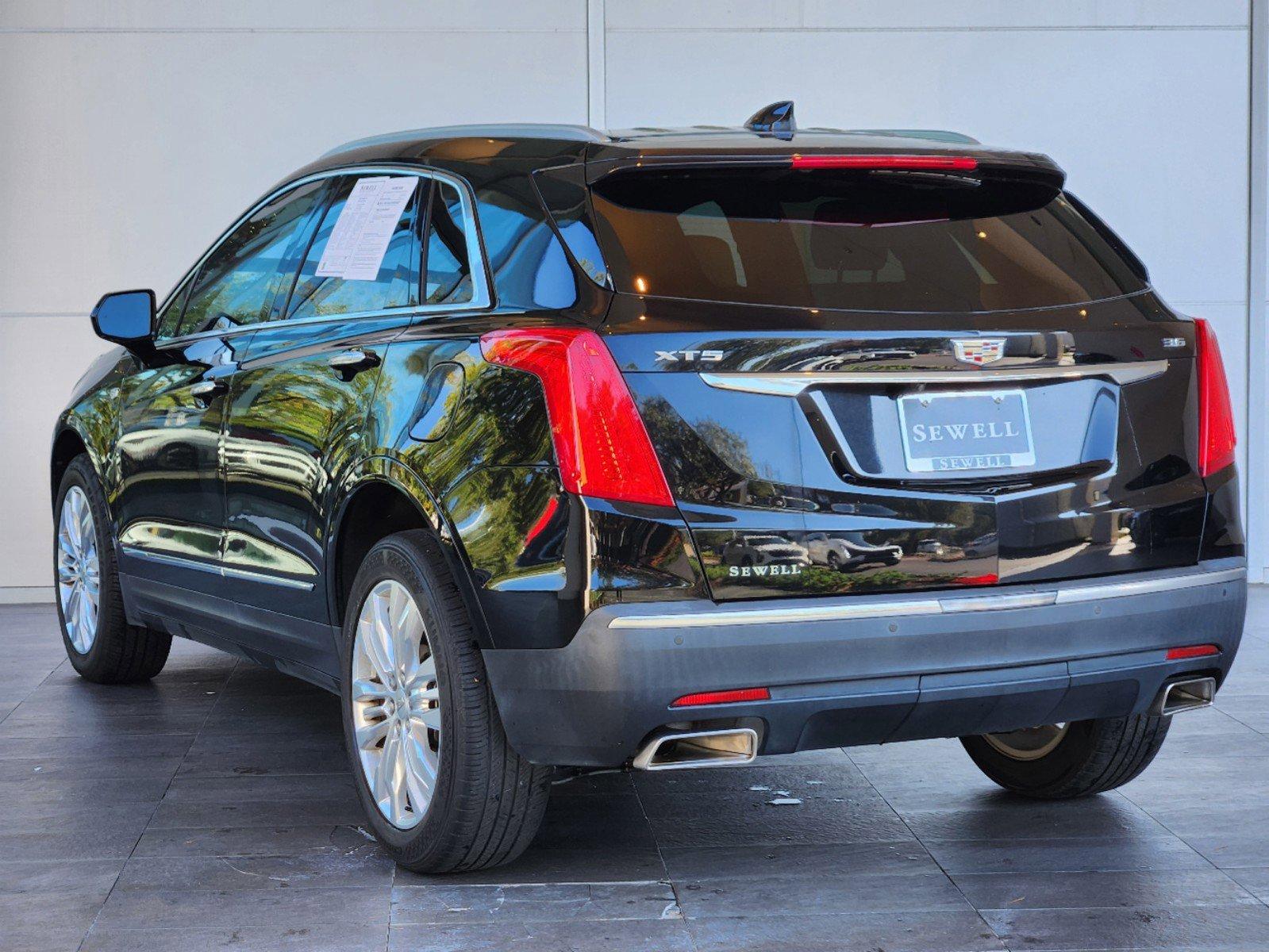 2017 Cadillac XT5 Vehicle Photo in HOUSTON, TX 77079-1502