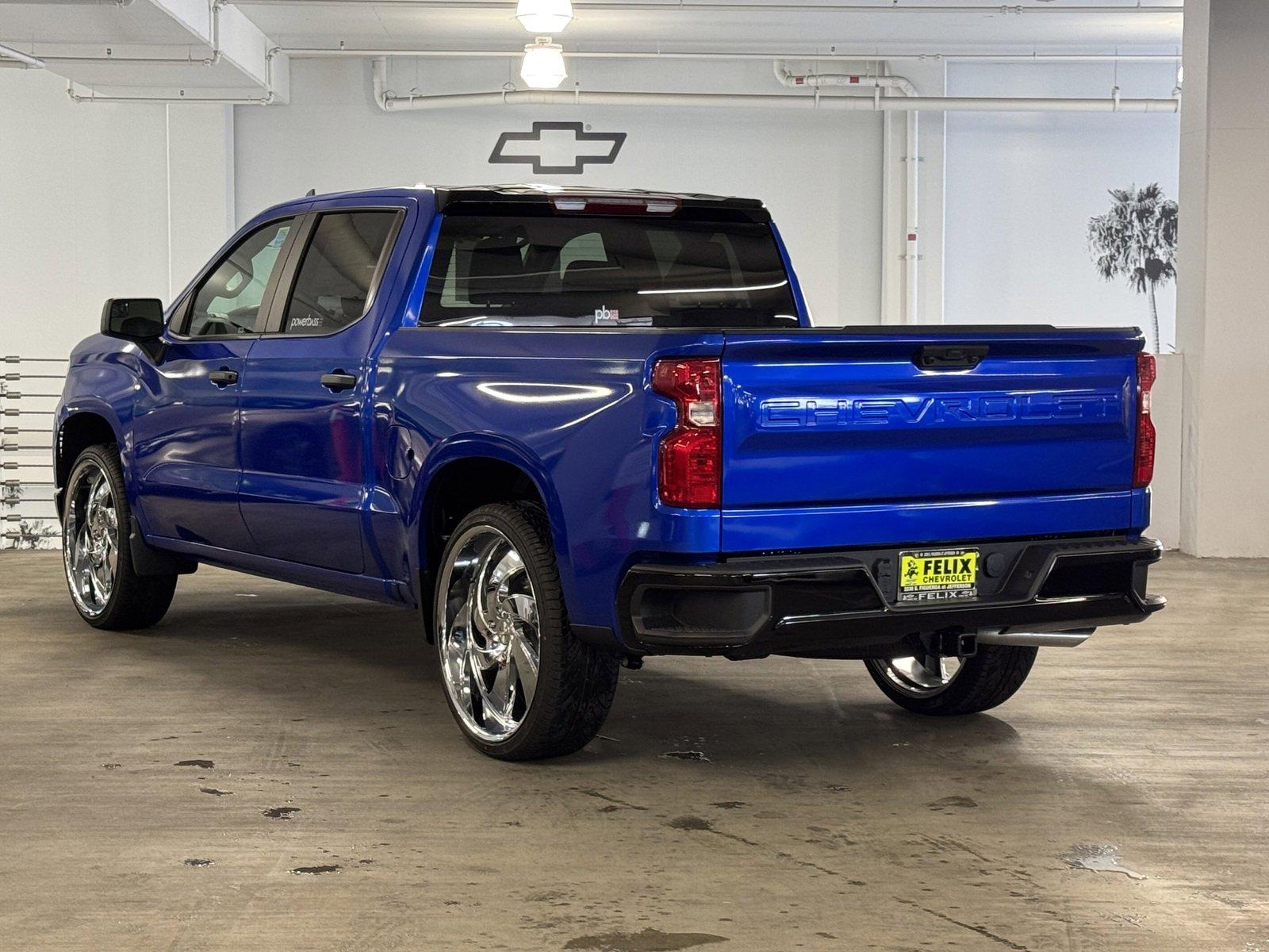 2025 Chevrolet Silverado 1500 Vehicle Photo in LOS ANGELES, CA 90007-3794