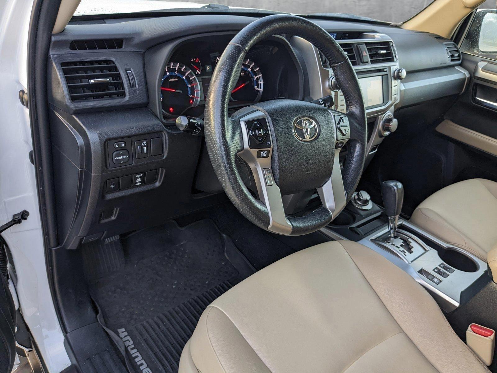 2018 Toyota 4Runner Vehicle Photo in Davie, FL 33331