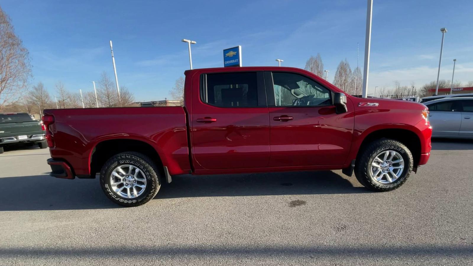 2025 Chevrolet Silverado 1500 Vehicle Photo in BENTONVILLE, AR 72712-4322