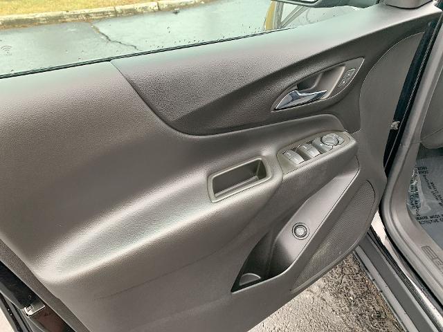 2022 Chevrolet Equinox Vehicle Photo in MOON TOWNSHIP, PA 15108-2571