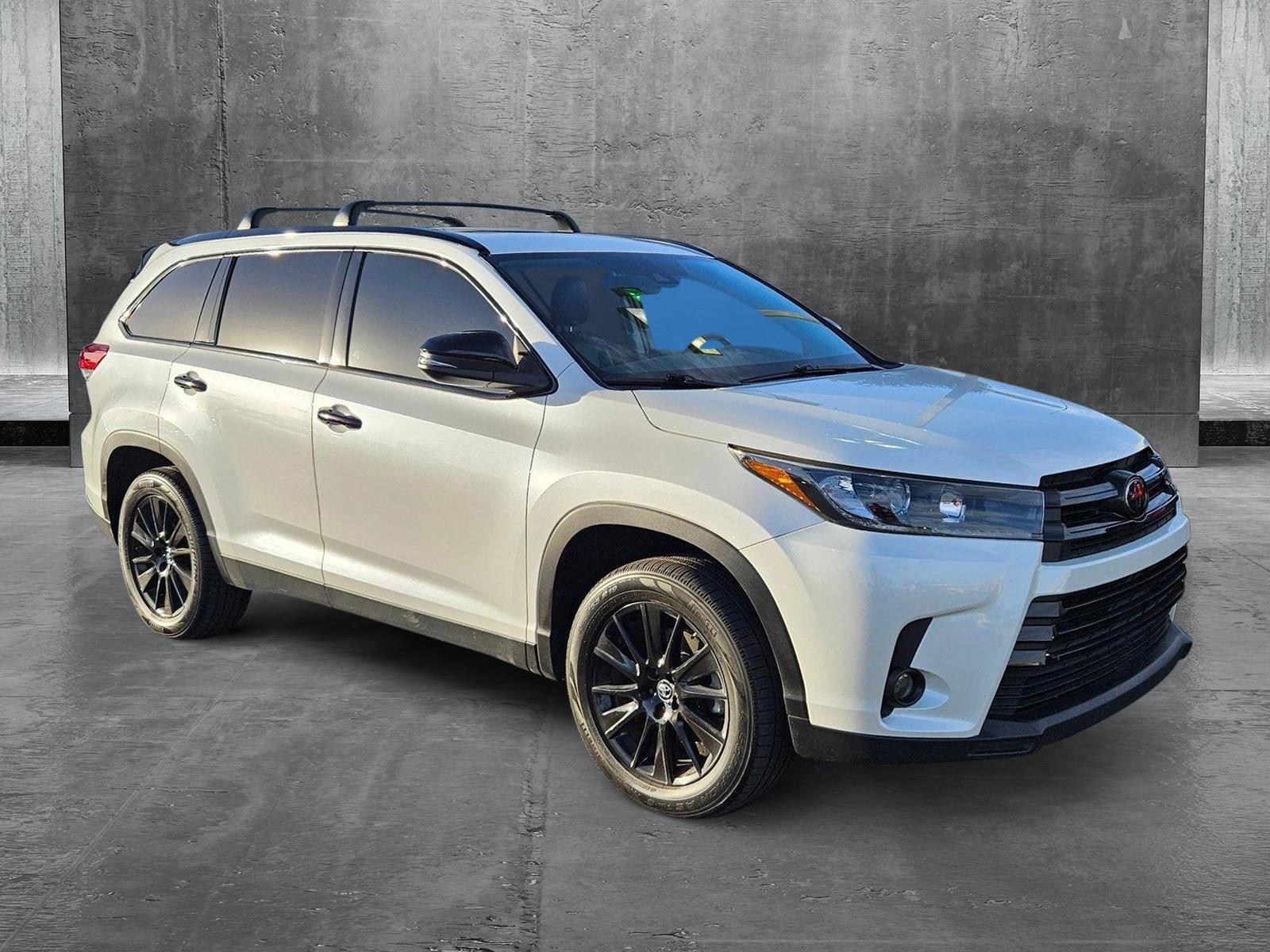 2019 Toyota Highlander Vehicle Photo in LAS VEGAS, NV 89146-3033