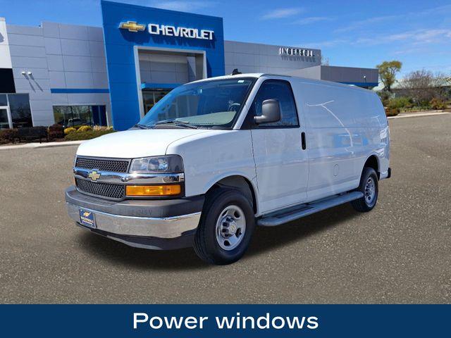 2022 Chevrolet Express Cargo 2500 Vehicle Photo in DANBURY, CT 06810-5034