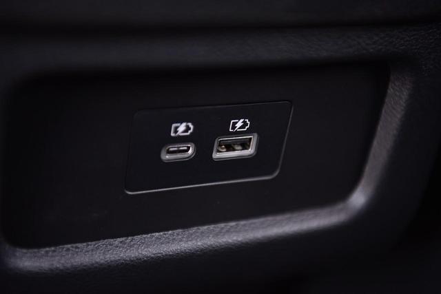 2025 Nissan Pathfinder Vehicle Photo in Ballwin, MO 63011