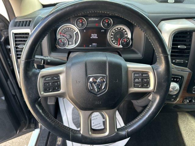 2015 Ram 1500 Vehicle Photo in MEDINA, OH 44256-9631