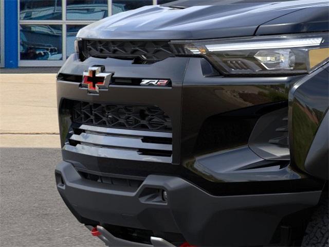 2025 Chevrolet Colorado Vehicle Photo in ENGLEWOOD, CO 80113-6708