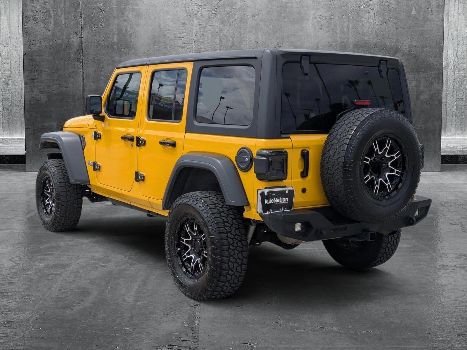 2020 Jeep Wrangler Unlimited Vehicle Photo in Tustin, CA 92782