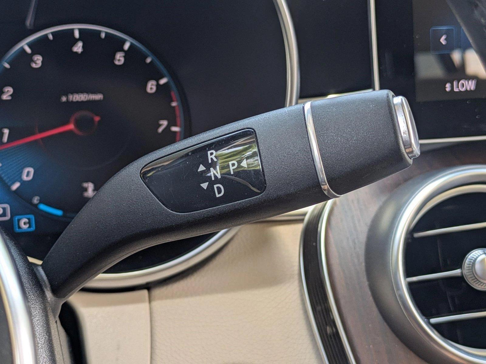 2021 Mercedes-Benz GLC Vehicle Photo in Sarasota, FL 34231