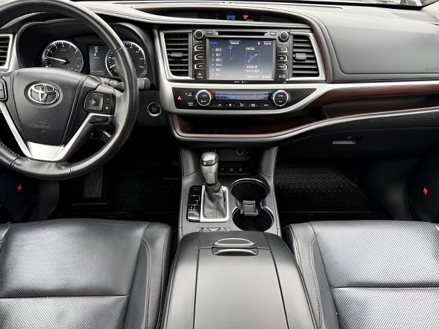 2015 Toyota Highlander Vehicle Photo in MADISON, WI 53713-3220