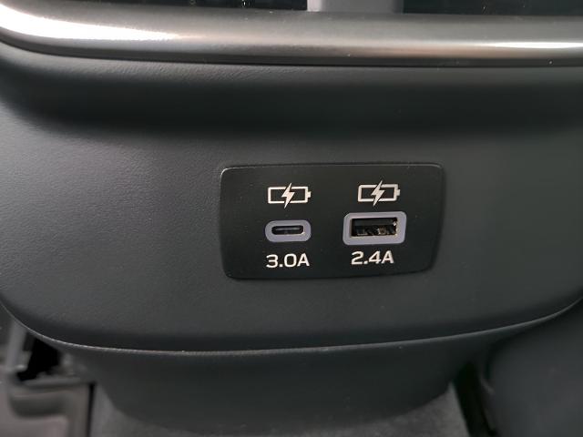 2025 Subaru Outback Vehicle Photo in Green Bay, WI 54304
