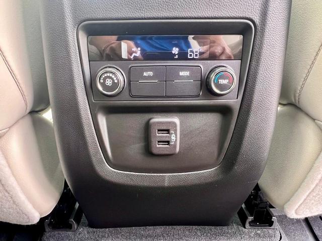 2023 Buick Enclave Vehicle Photo in EFFINGHAM, IL 62401-2832