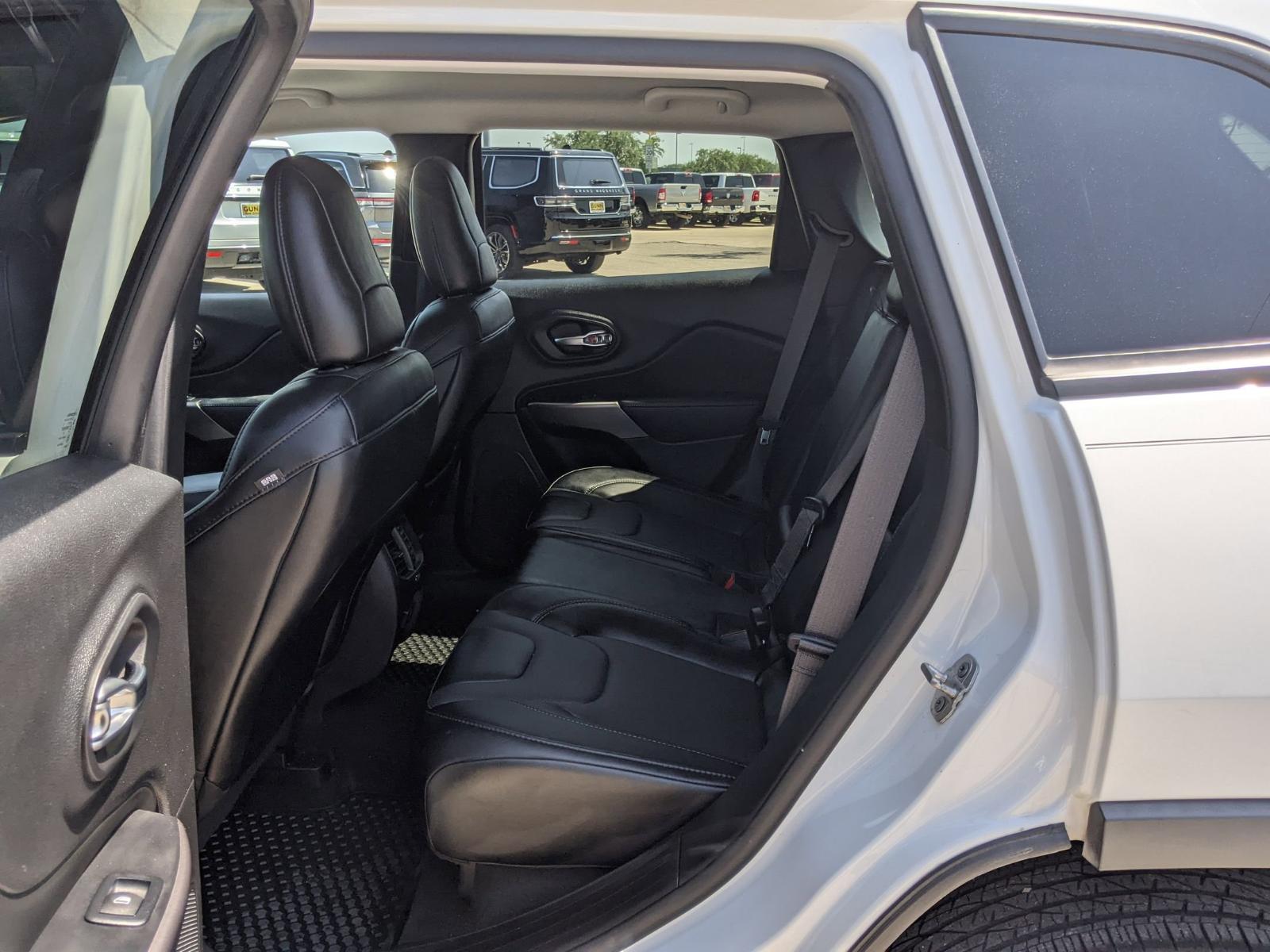 2022 Jeep Cherokee Vehicle Photo in Seguin, TX 78155