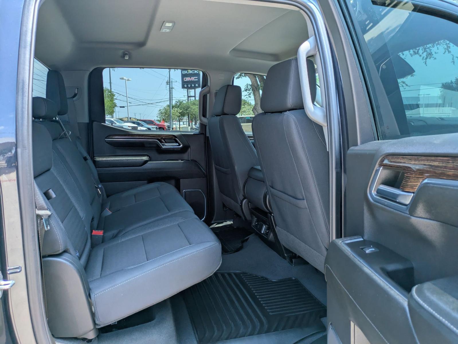 2024 GMC Sierra 1500 Vehicle Photo in SELMA, TX 78154-1460