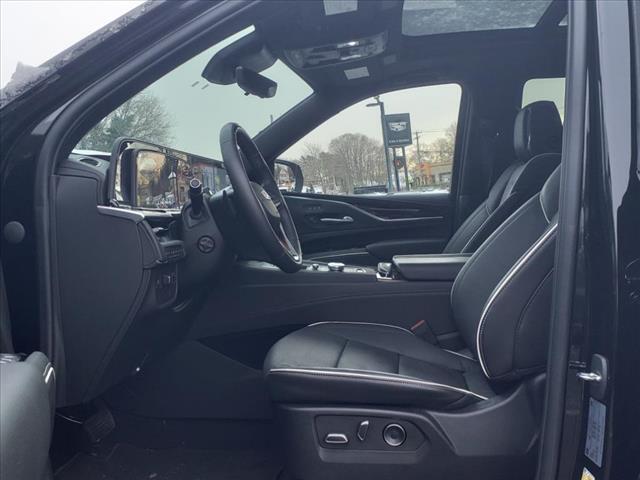 2023 Cadillac Escalade Vehicle Photo in SMITHTOWN, NY 11787-5023