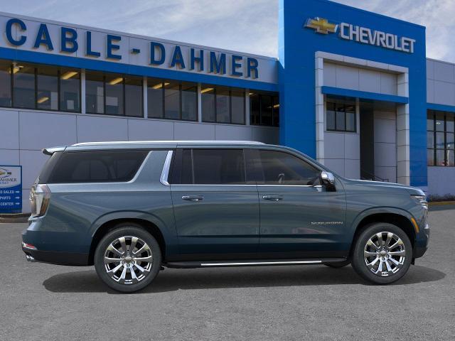 2025 Chevrolet Suburban Vehicle Photo in KANSAS CITY, MO 64114-4502