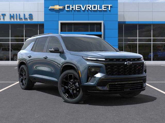 2025 Chevrolet Traverse Vehicle Photo in Roslyn, NY 11576