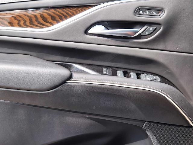2024 Cadillac Escalade Vehicle Photo in DENTON, TX 76210-9321