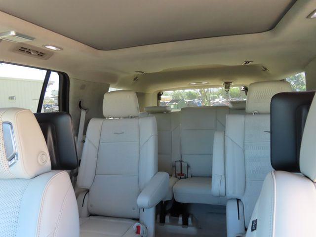 2024 Cadillac Escalade Vehicle Photo in DELRAY BEACH, FL 33483-3294