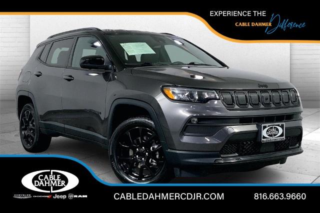 2022 Jeep Compass Vehicle Photo in Kansas City, MO 64114