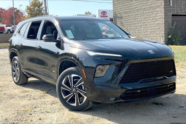 2025 Buick Enclave Vehicle Photo in KANSAS CITY, MO 64114-4545