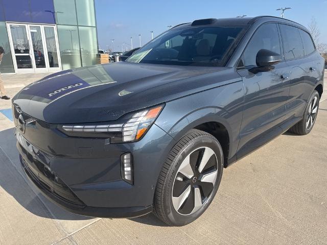 2025 Volvo EX90 Vehicle Photo in Grapevine, TX 76051