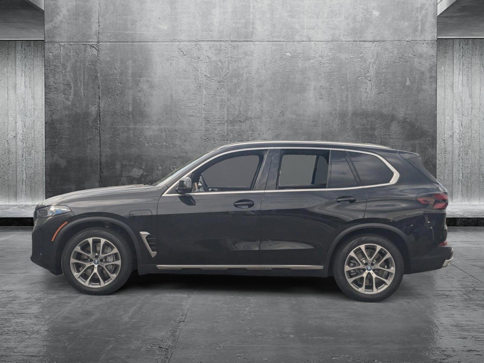 2025 BMW X5 xDrive50e Vehicle Photo in Towson, MD 21204