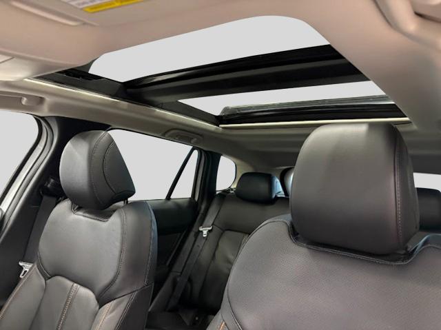 2025 Mazda CX-50 Hybrid Vehicle Photo in Green Bay, WI 54304