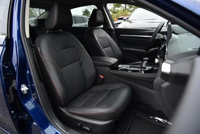 2024 Nissan Altima Vehicle Photo in Ballwin, MO 63011