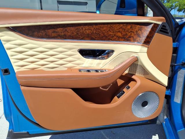 2022 Bentley Flying Spur Vehicle Photo in TAMPA, FL 33612-3404