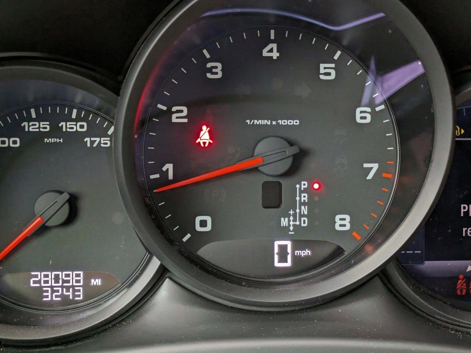 2021 Porsche Macan Vehicle Photo in Bethesda, MD 20852