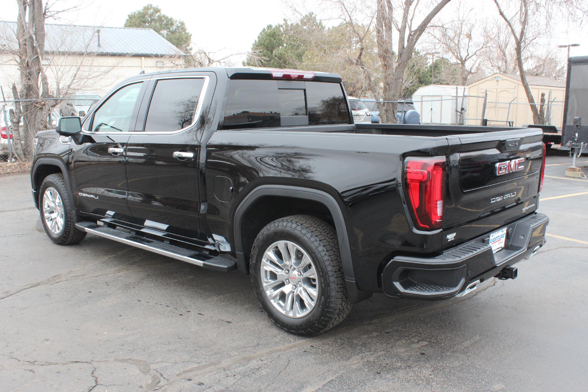 2025 GMC Sierra 1500 Vehicle Photo in AURORA, CO 80012-4011