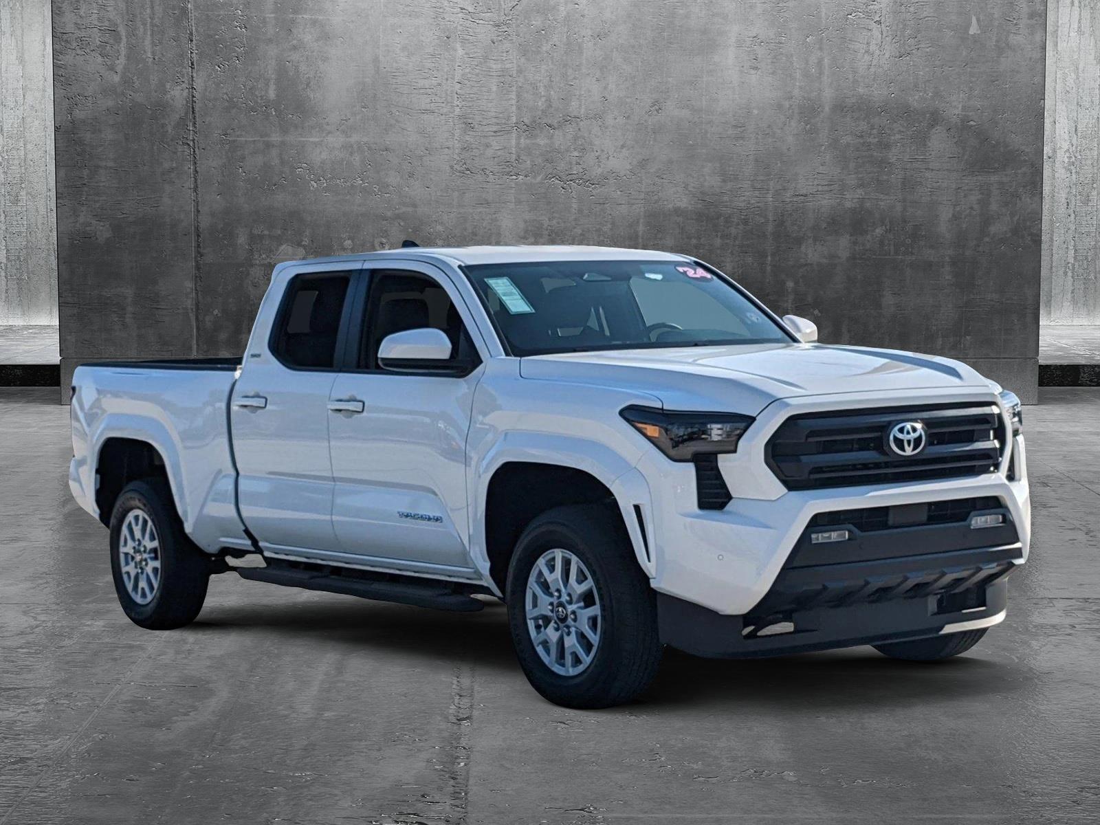2024 Toyota Tacoma 4WD Vehicle Photo in Davie, FL 33331