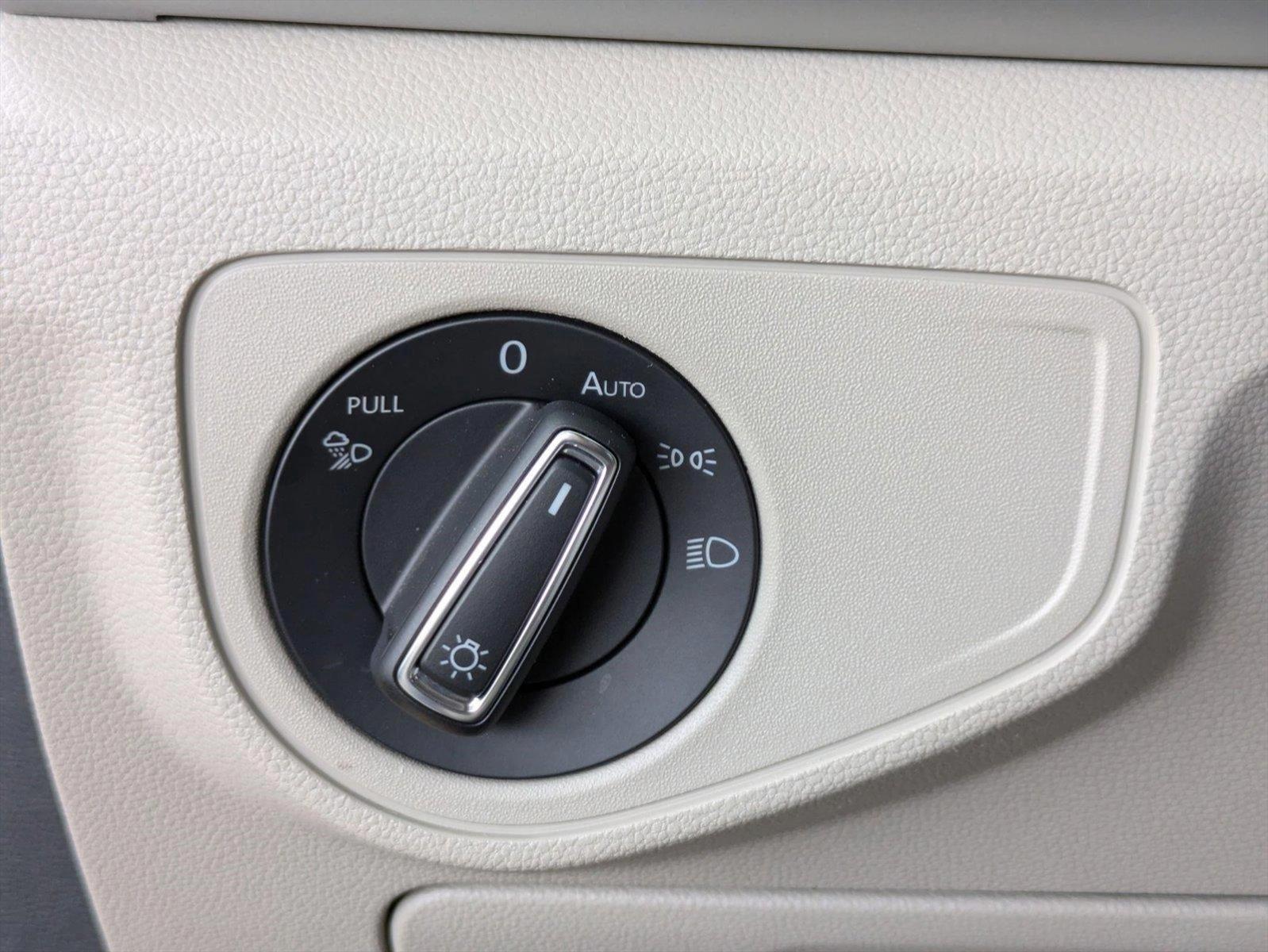2023 Volkswagen Atlas Vehicle Photo in Tampa, FL 33614