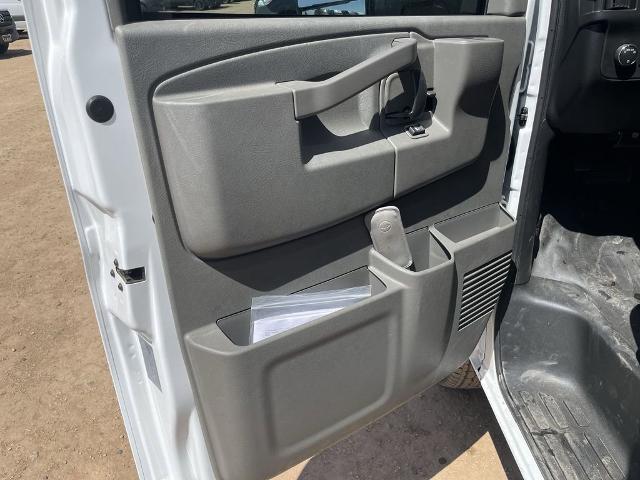 2025 GMC Savana Cutaway 3500 Vehicle Photo in GILBERT, AZ 85297-0402