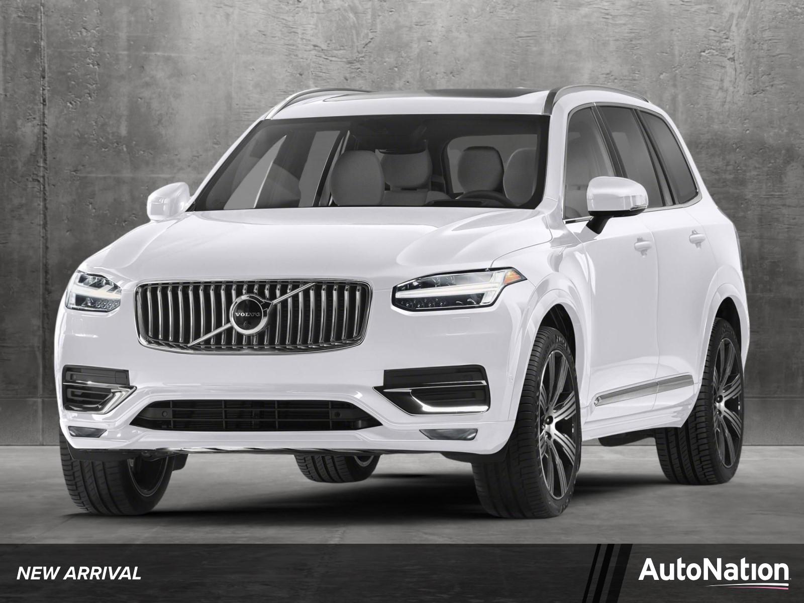 2023 Volvo XC90 Vehicle Photo in Panama City, FL 32401