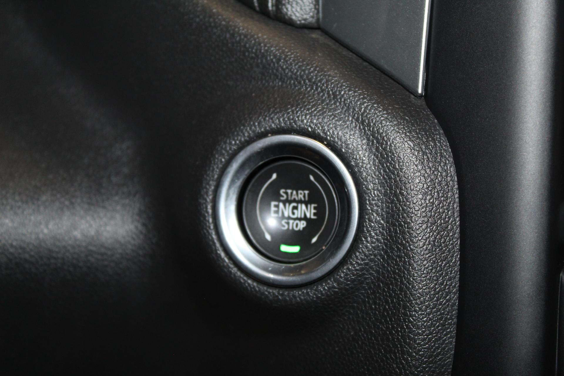 2020 Chevrolet Silverado 1500 Vehicle Photo in NORTHAMPTON, MA 01060-1120
