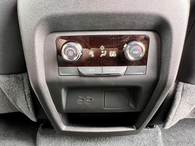 2025 Chevrolet Traverse Vehicle Photo in EFFINGHAM, IL 62401-2832