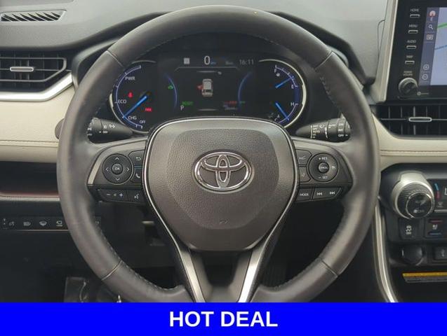 2020 Toyota RAV4 Vehicle Photo in Merrillville, IN 46410