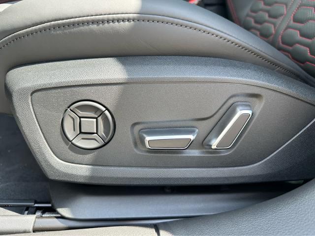 2025 Audi RS 6 Avant Vehicle Photo in HOUSTON, TX 77090